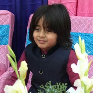 Meet your Posher, Fizza